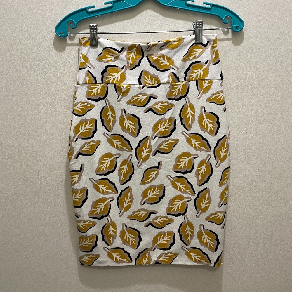 NEW NWT WITH TAGS Zilch Leaves Honey Tulip Skirt